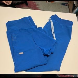 Figs scrubs. Royal blue. Medium